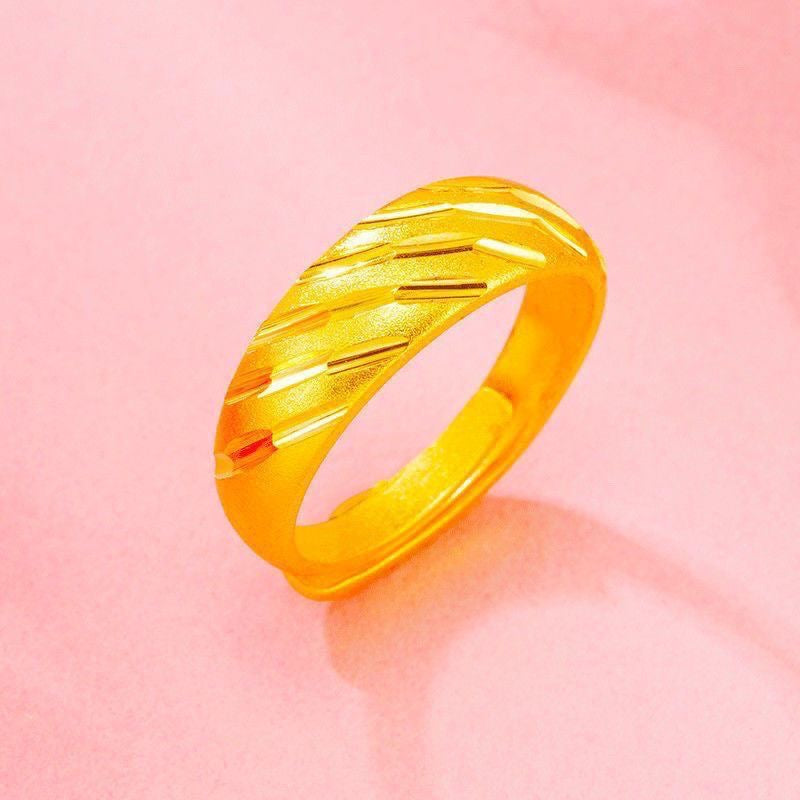 Gold Sand Ring – Diagonal Cut Pattern
