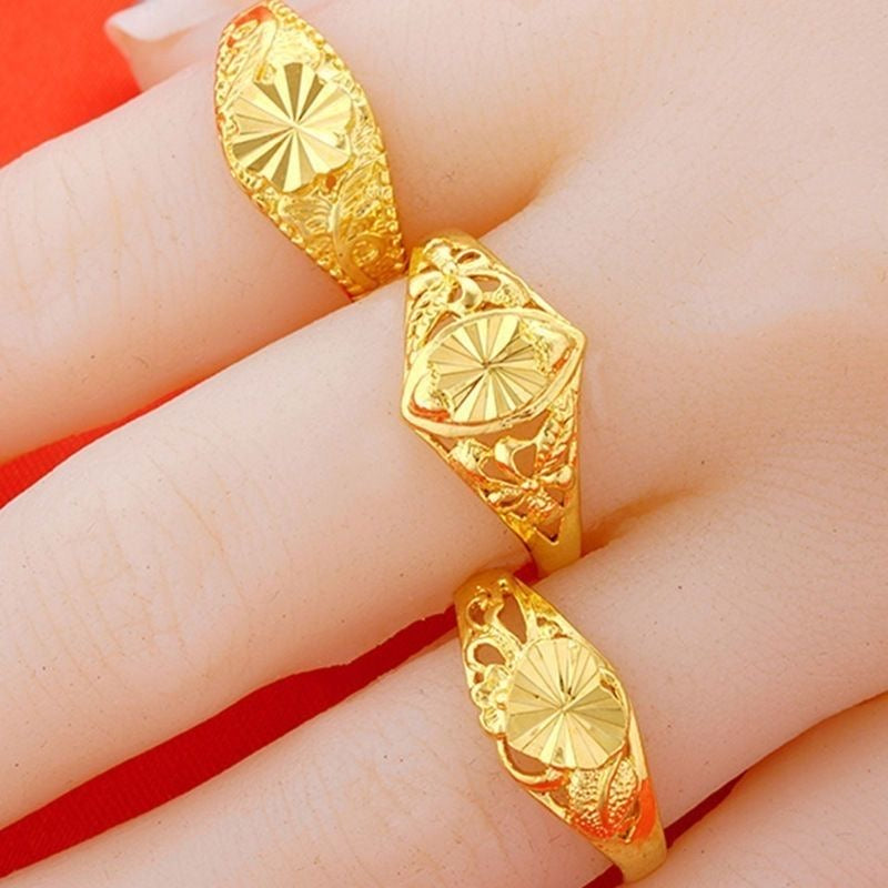 Gold Butterfly Hollow Ring – Filigree Scroll Band